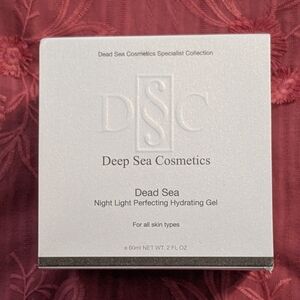 New Night Light Perfecting Hydrating Gel By Deep Sea Cosmetics - New In Box